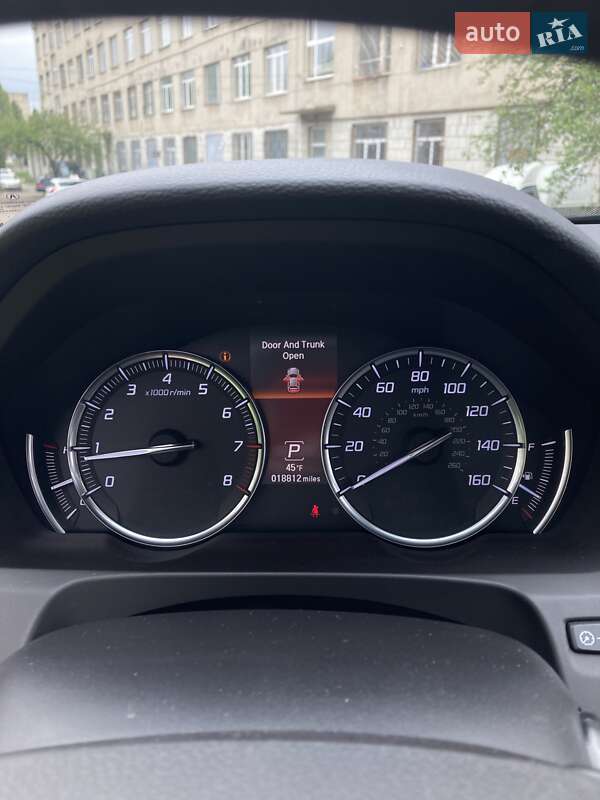 Седан Acura TLX 2018 в Львове