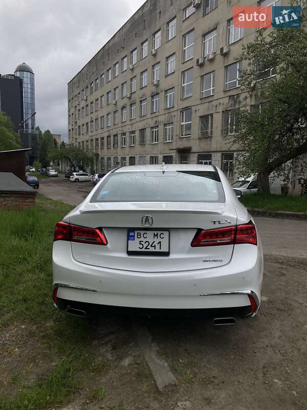 Седан Acura TLX 2018 в Львове