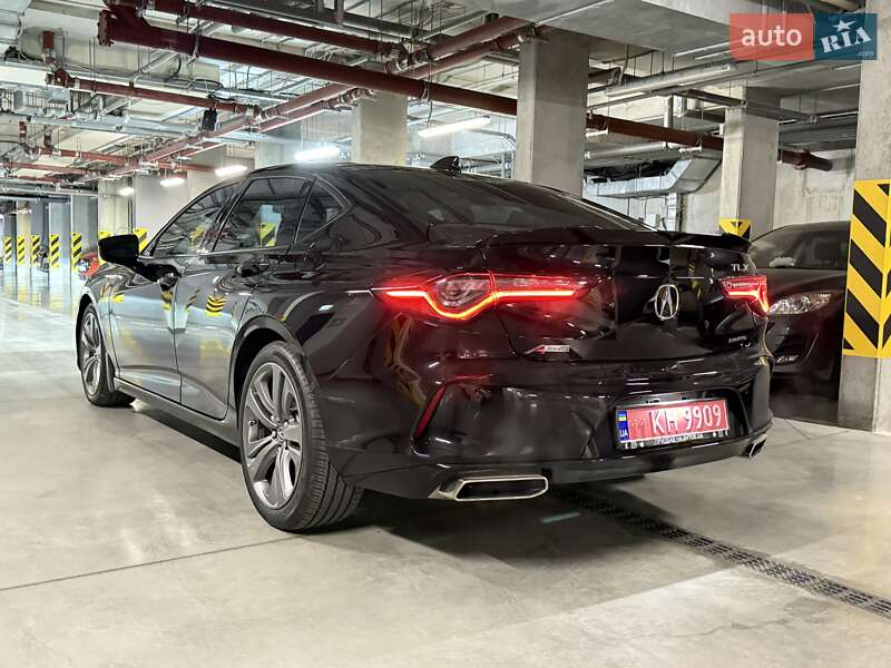 Седан Acura TLX 2022 в Киеве