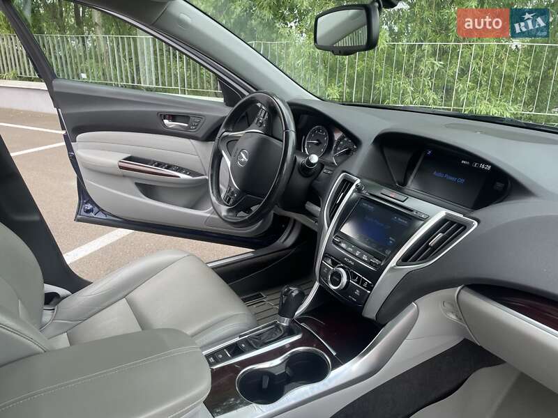 Седан Acura TLX 2015 в Киеве