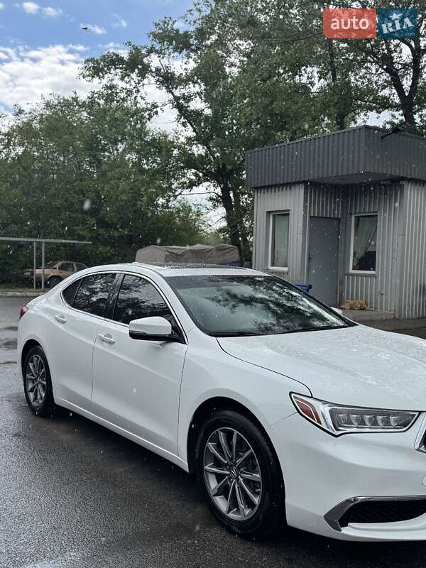 Седан Acura TLX 2019 в Кривом Роге
