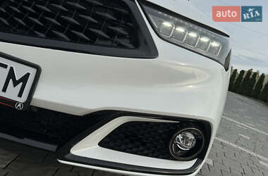 Седан Acura TLX 2018 в 