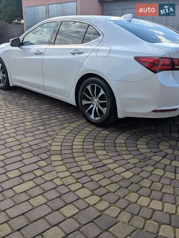 Седан Acura TLX 2015 в Львове