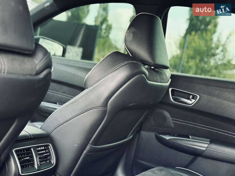 Седан Acura TLX 2017 в Кременчуге