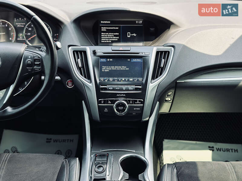 Седан Acura TLX 2017 в Кременчуге