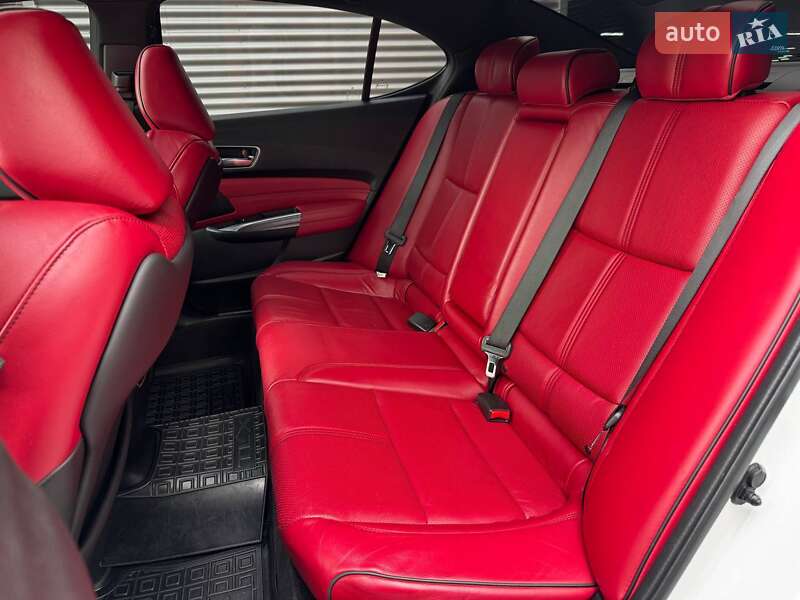 Седан Acura TLX 2017 в Києві
