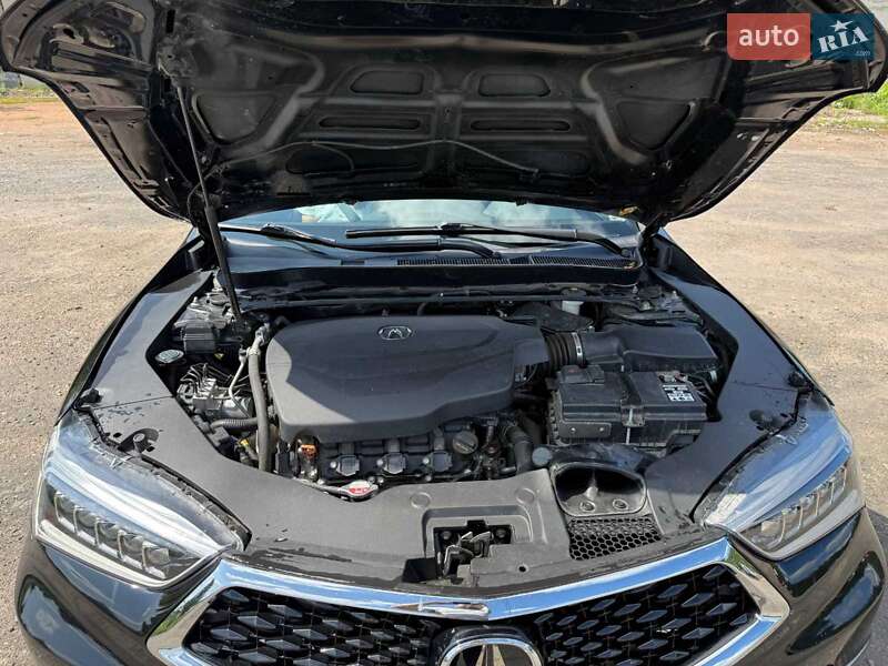 Седан Acura TLX 2017 в Киеве
