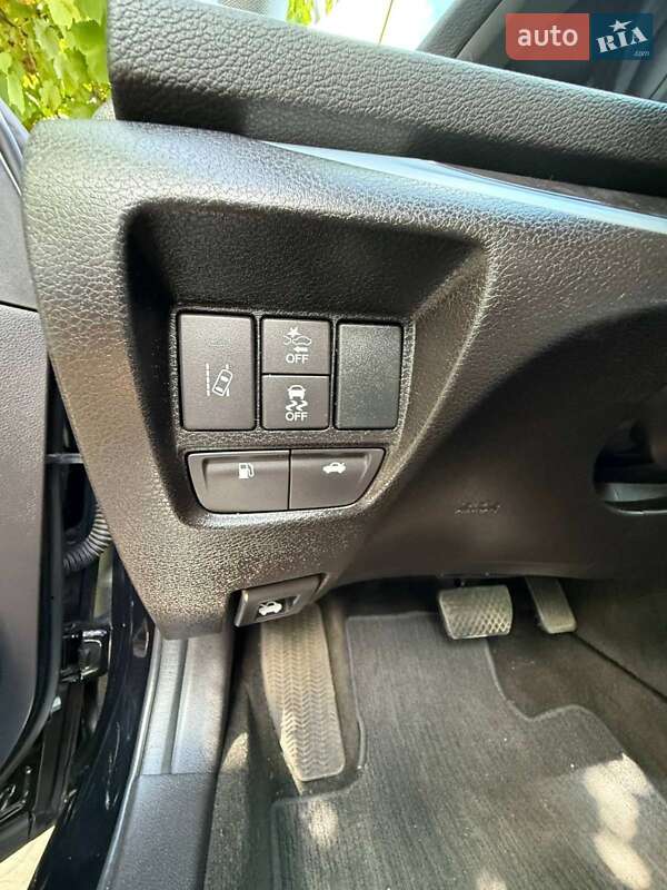 Седан Acura TLX 2017 в Киеве