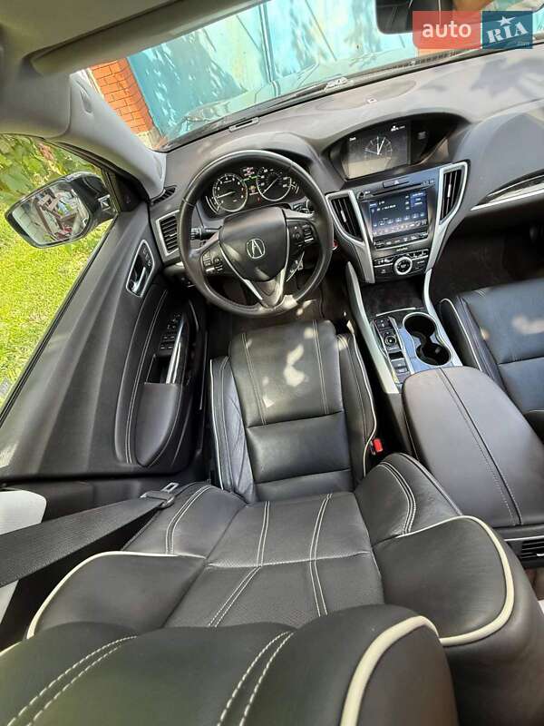 Седан Acura TLX 2017 в Киеве