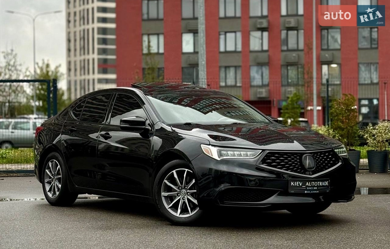 Стильна молодіжна автівка 
Чорна на чорному,маленький пробіг, в дуже гарній комплектації: 

- утримання в смузі
-  дистронік
-  бесключовий доступ
- люк
-  мульти-кермо
-  круїз-контроль
-  камера заднього виду
-  CarPlay
-  ел.привід сидінь та їх памʼять
- тонована по колу
-  гарні диски
-  нова гума
-  клімат-контроль
-  режими їзди
-  повний ел.пакет
-  підігрів сидінь
- максимальне світло.

 
Продаж за готівку, криптовалюту, лізинг, трейд ін! 

Запрошуємо на тест драйв!

Автосалон Kiev Autotrade пропонує гарні авто по гарним цінам! 