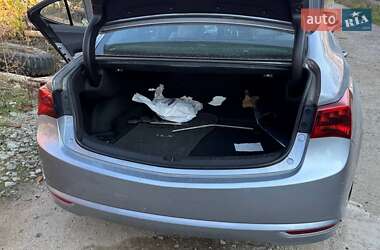 Седан Acura TLX 2016 в  фото 10 Седан Acura TLX 2016 в