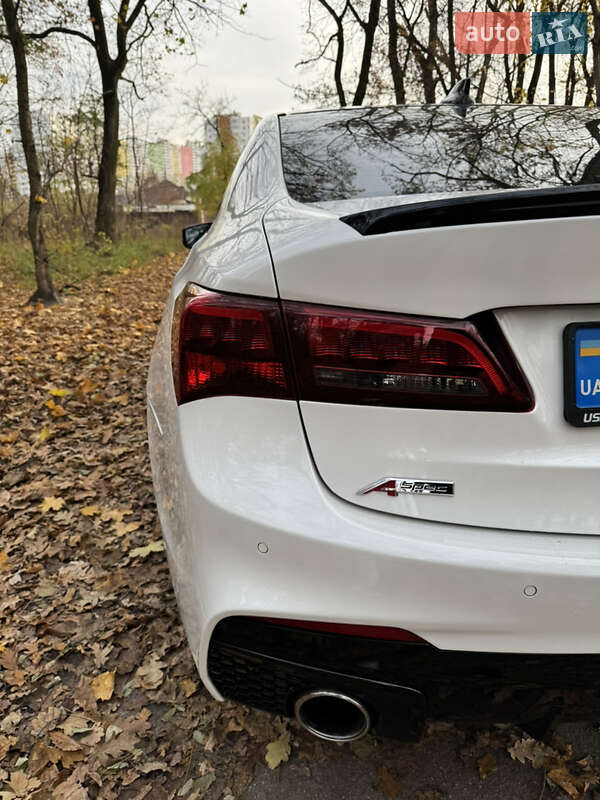 Седан Acura TLX 2017 в Броварах