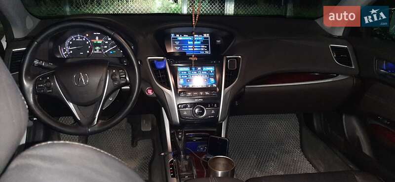 Седан Acura TLX 2016 в Львові