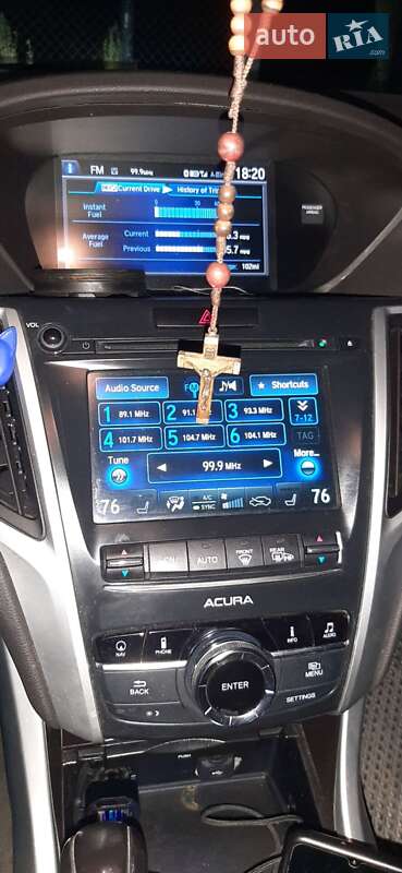 Седан Acura TLX 2016 в Львові