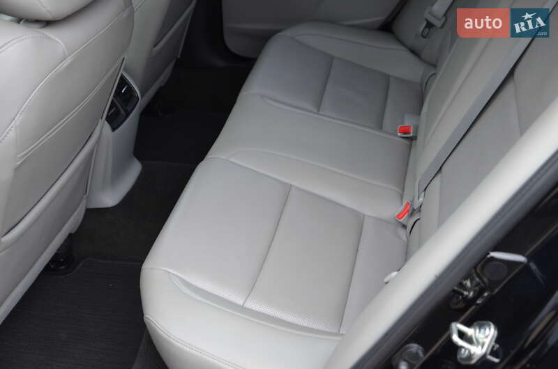 Седан Acura TLX 2016 в Павлограді фото 40 Седан Acura TLX 2016 в Павлограді