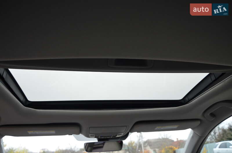 Седан Acura TLX 2016 в Павлограді