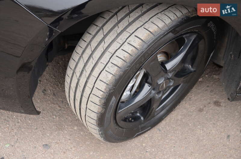 Седан Acura TLX 2016 в Павлограді