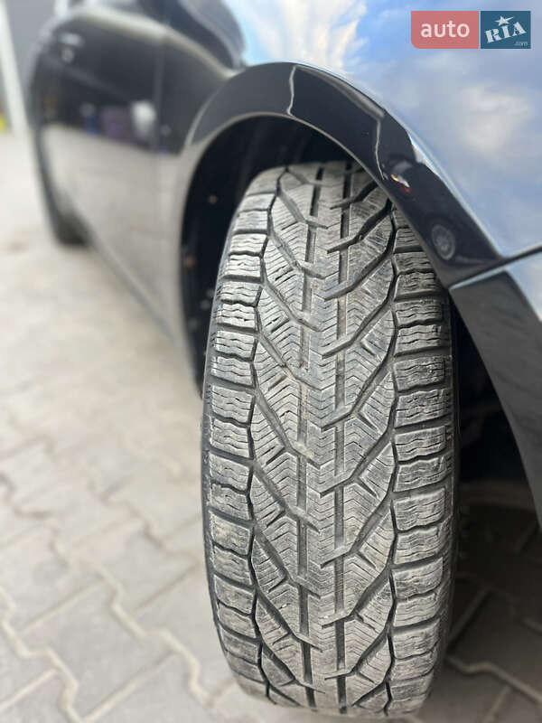 Седан Acura TLX 2014 в Тарутине