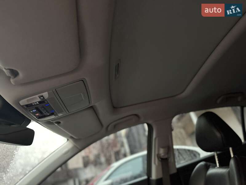 Седан Acura TLX 2015 в Києві