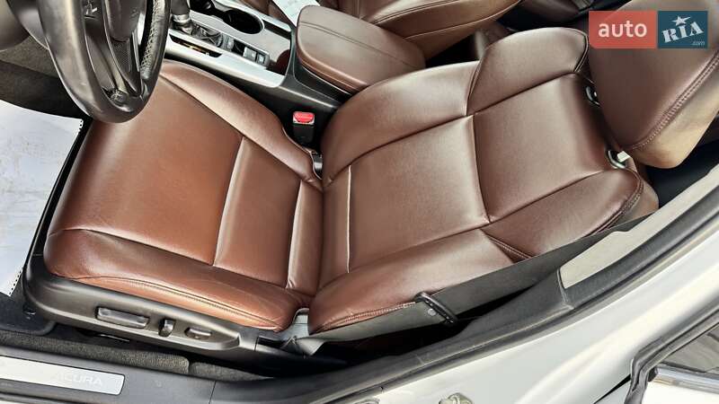 Седан Acura TLX 2015 в Тернополе