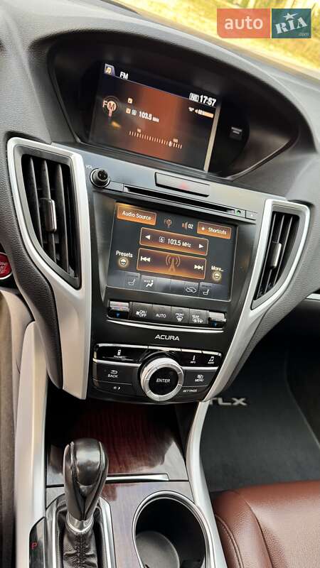 Седан Acura TLX 2015 в Тернополе