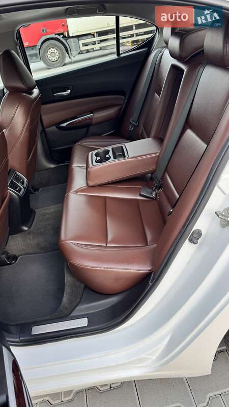 Седан Acura TLX 2015 в Тернополе