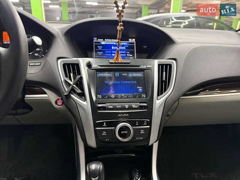 Седан Acura TLX 2017 в Києві