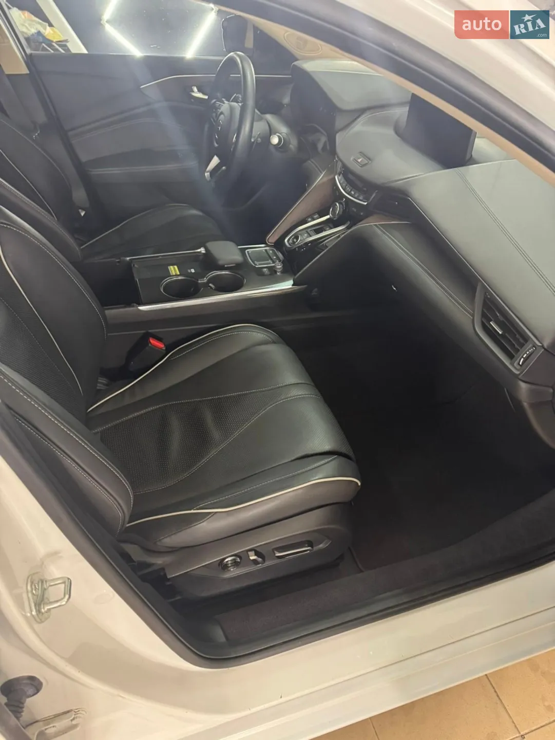 2021 Acura TLX - мініатюра 19