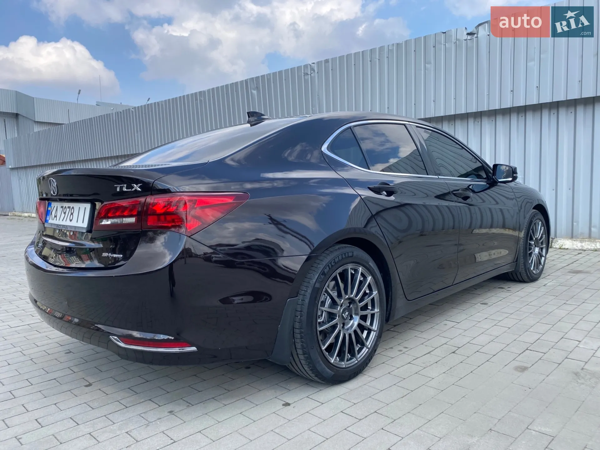 2017 Acura TLX - мініатюра 12