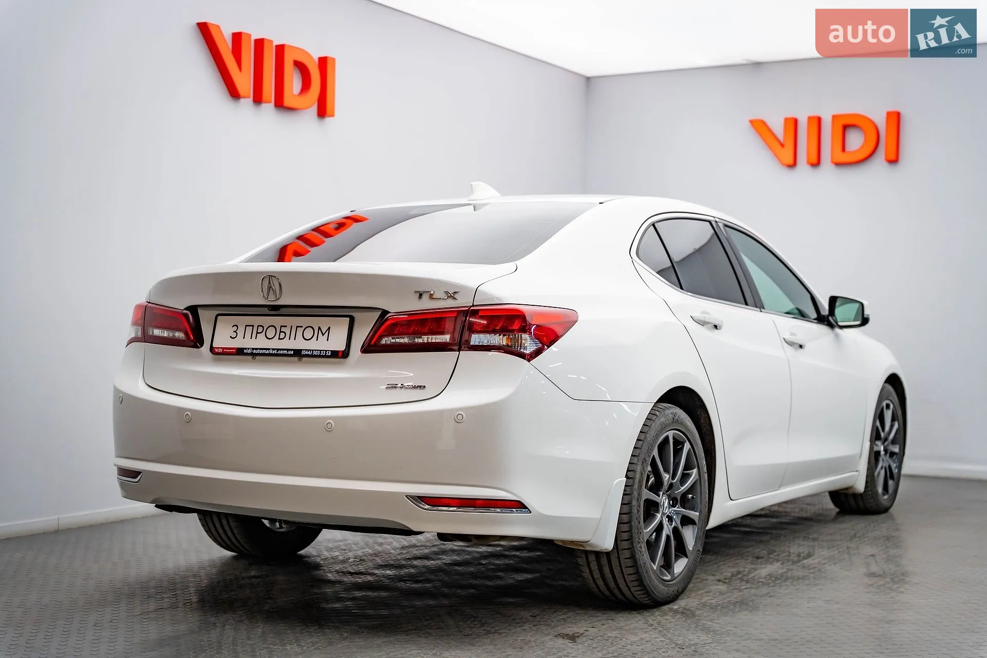 2017 Acura TLX - мініатюра 2