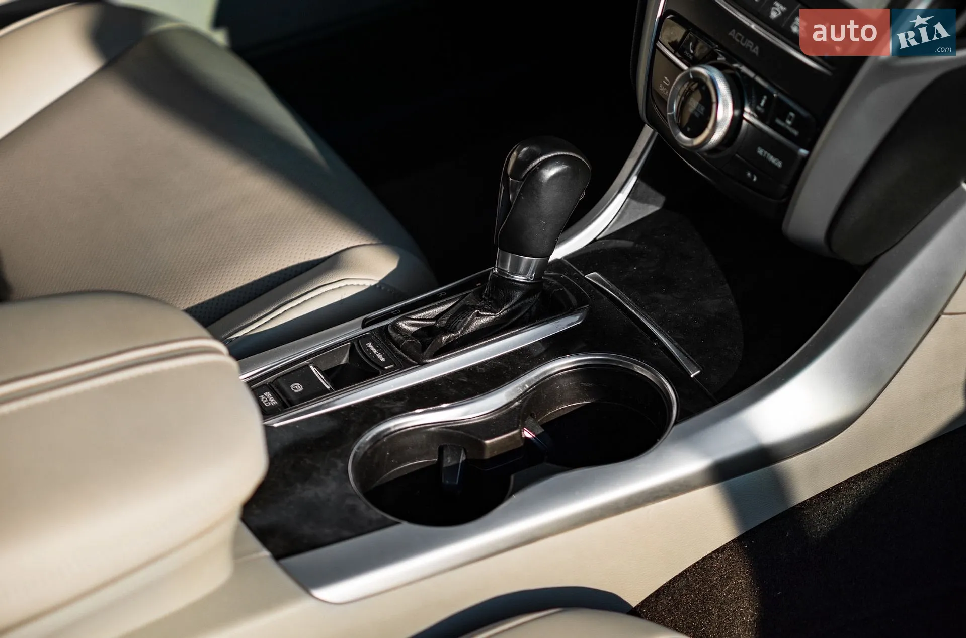 2019 Acura TLX - мініатюра 9