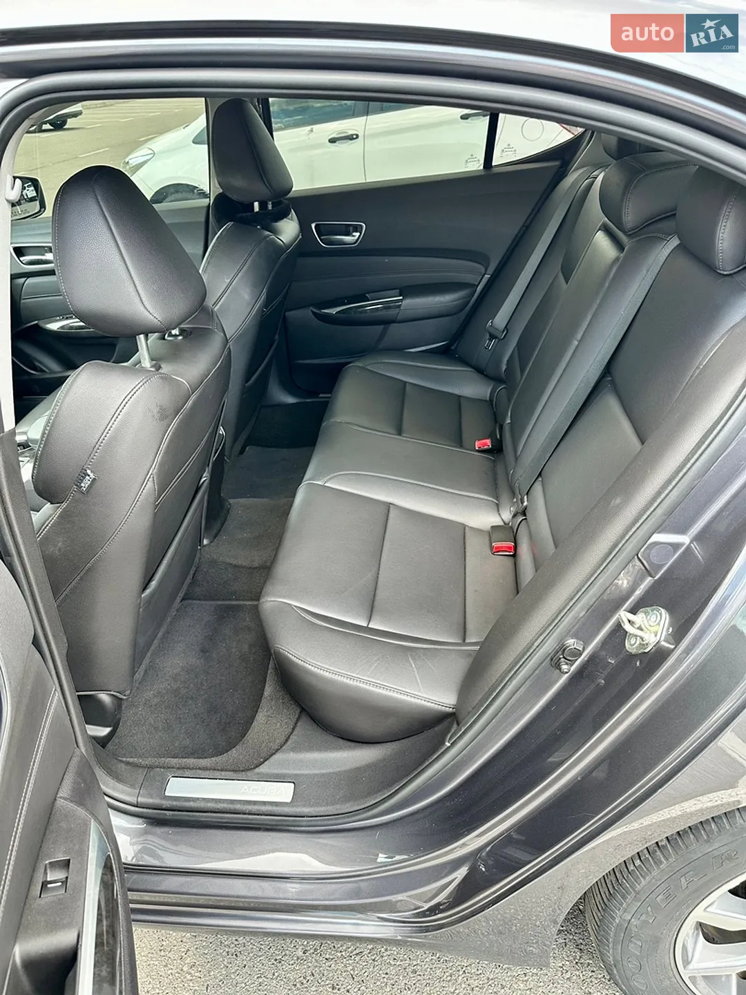 2018 Acura TLX - мініатюра 12