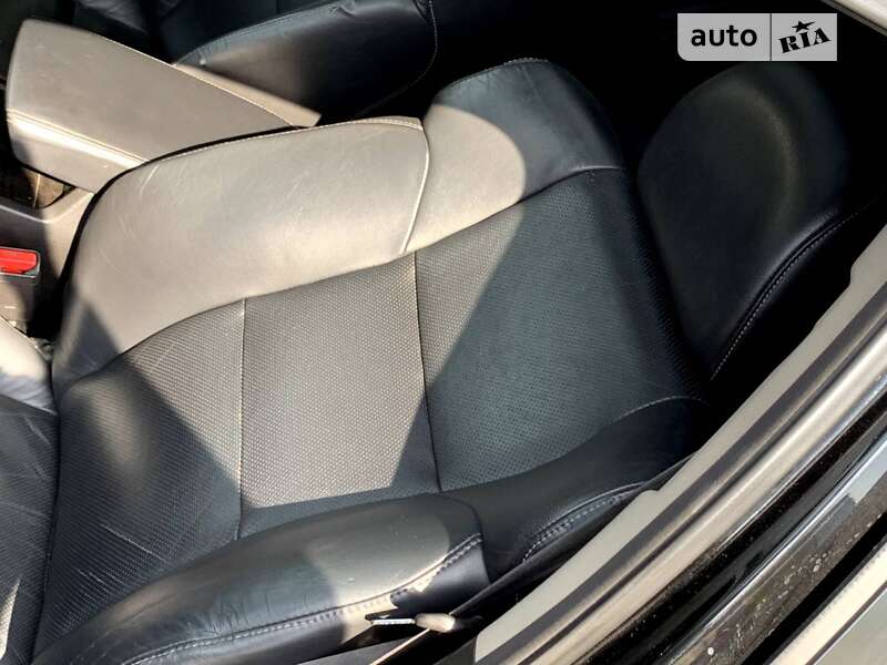 Седан Acura TSX 2010 в Львове