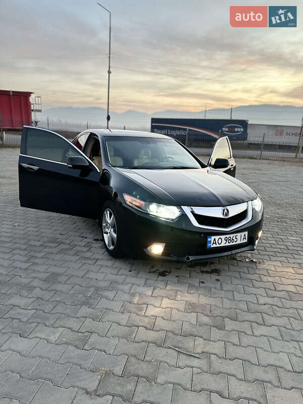 Седан Acura TSX 2011 в Ужгороде