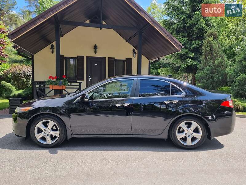 Седан Acura TSX 2012 в Киеве