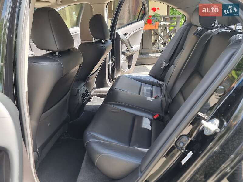 Седан Acura TSX 2012 в Киеве