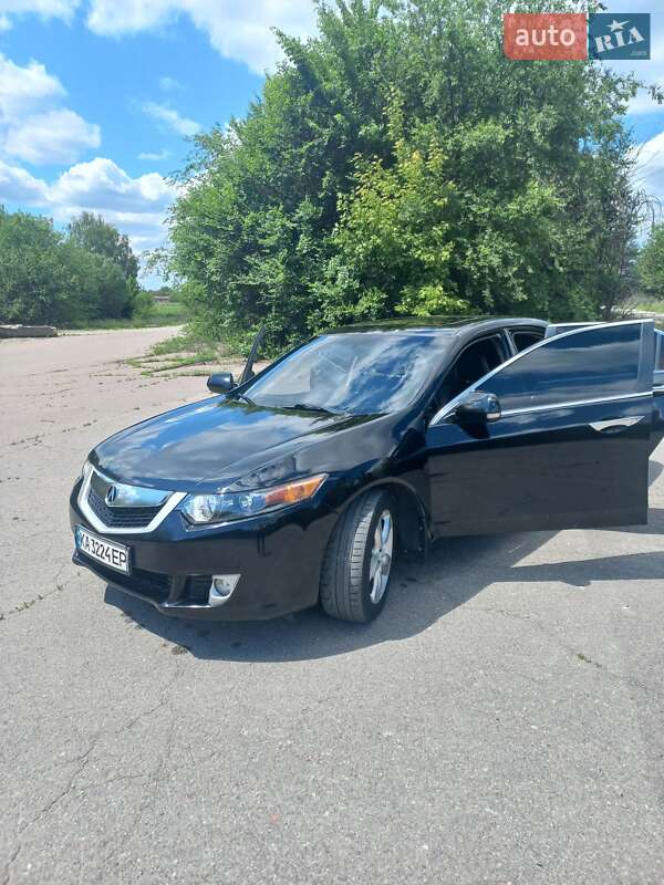 Седан Acura TSX 2010 в Миронівці