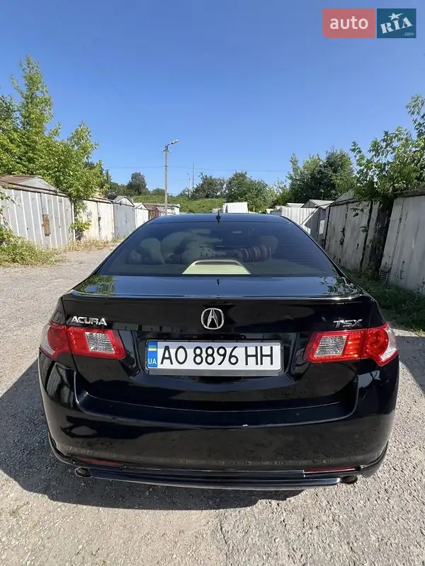 Седан Acura TSX 2010 в 