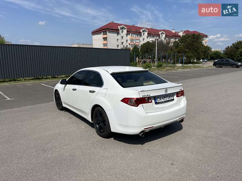 Седан Acura TSX 2011 в Богуславі