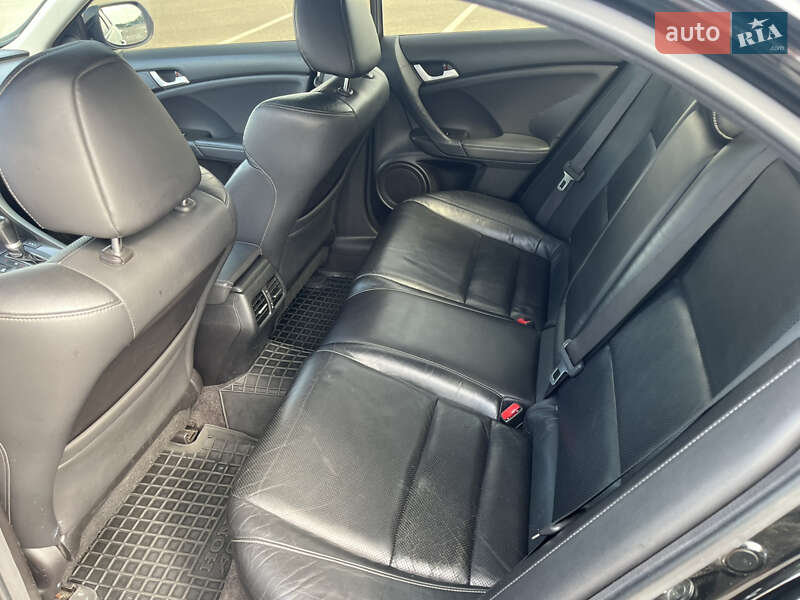 Седан Acura TSX 2013 в Києві