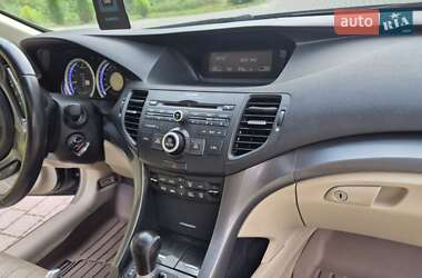 Седан Acura TSX 2011 в 