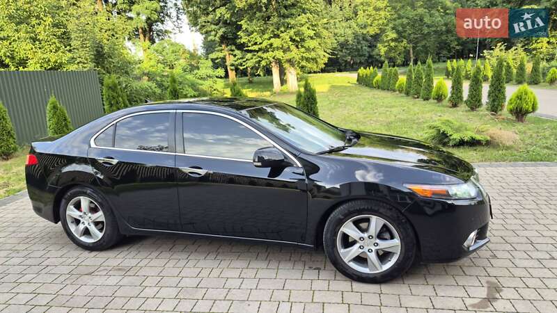 Седан Acura TSX 2011 в Львові