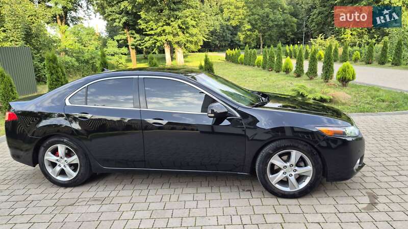 Седан Acura TSX 2011 в Львові