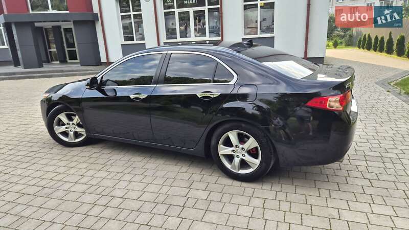 Седан Acura TSX 2011 в Львові