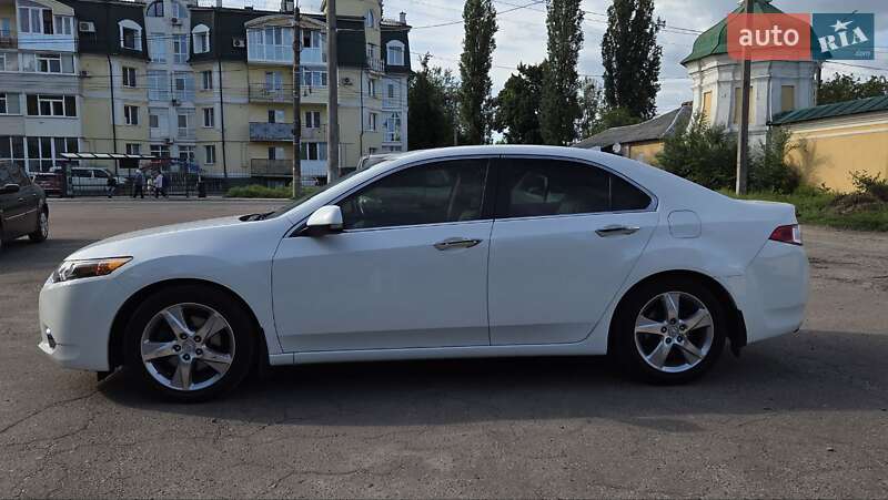 Седан Acura TSX 2013 в Києві