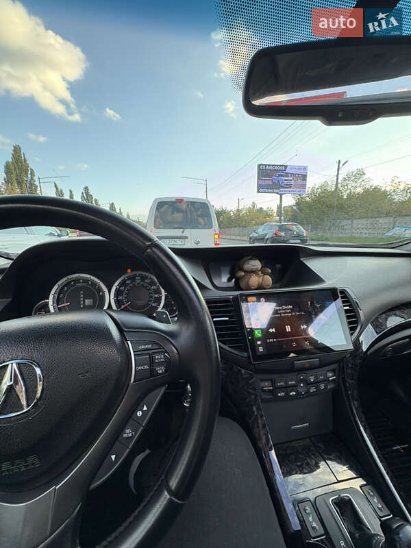 Седан Acura TSX 2012 в Бучі