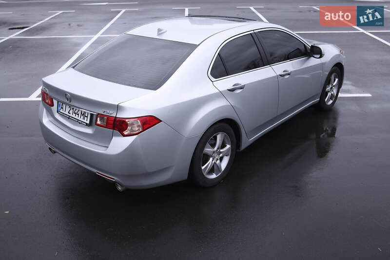 Седан Acura TSX 2013 в Киеве