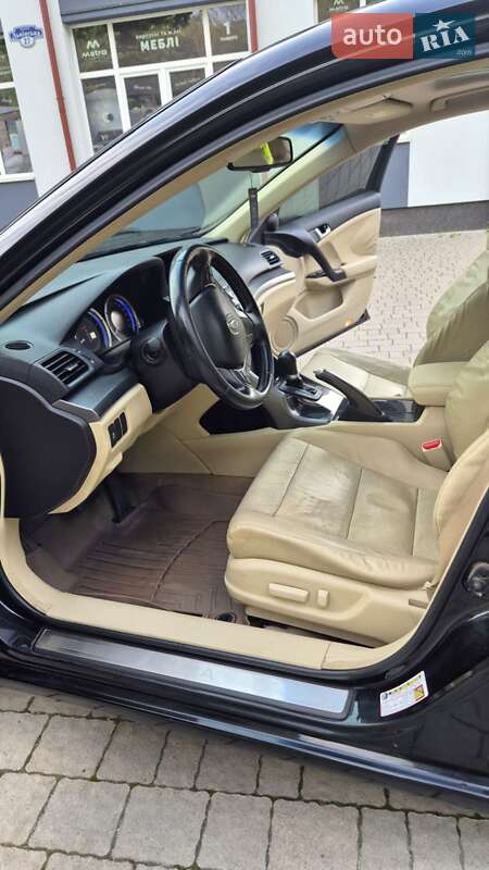 Седан Acura TSX 2011 в Львове