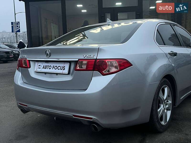 Седан Acura TSX 2013 в Киеве