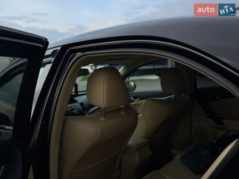 Седан Acura TSX 2010 в Глобине